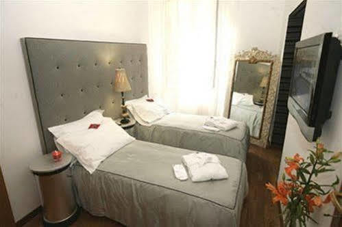 Trastevere Relais Hotel